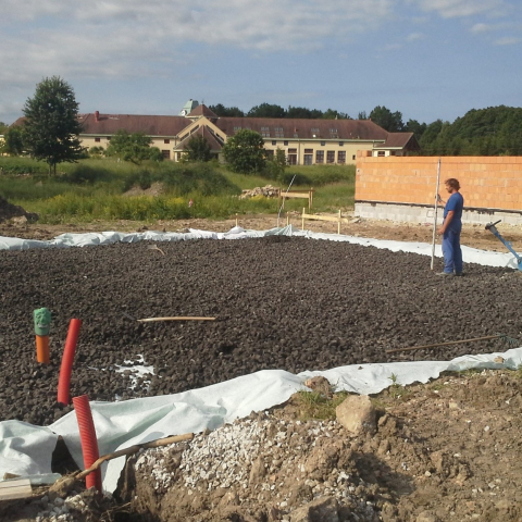 Jak založit rodinný dům bez základových pasů. Zakládejte na skle